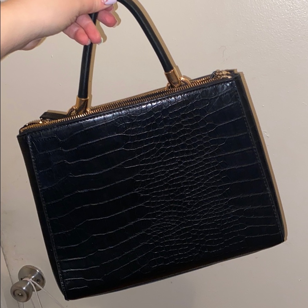Snake print hand bag